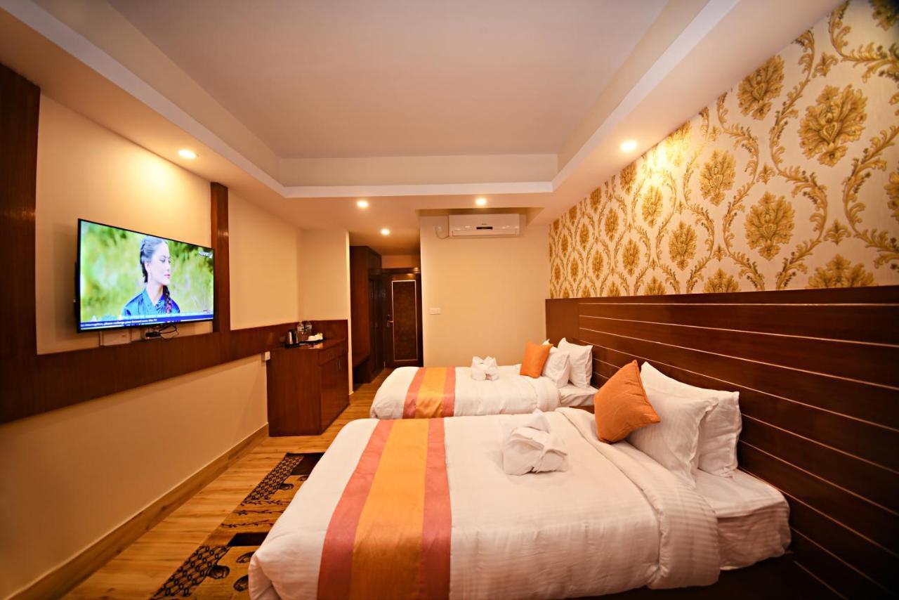 Hotel Simal Kathmandu Buitenkant foto