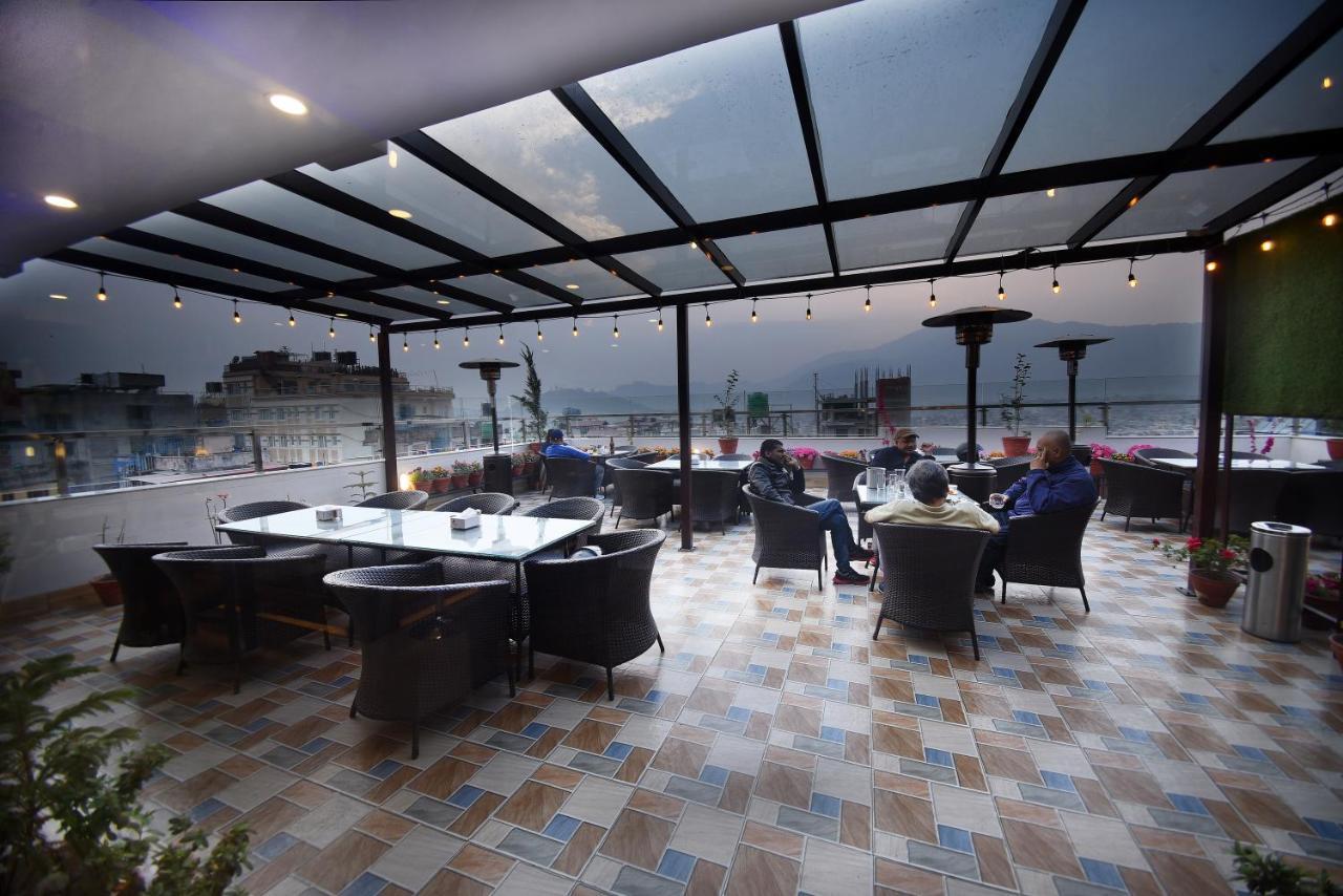 Hotel Simal Kathmandu Buitenkant foto