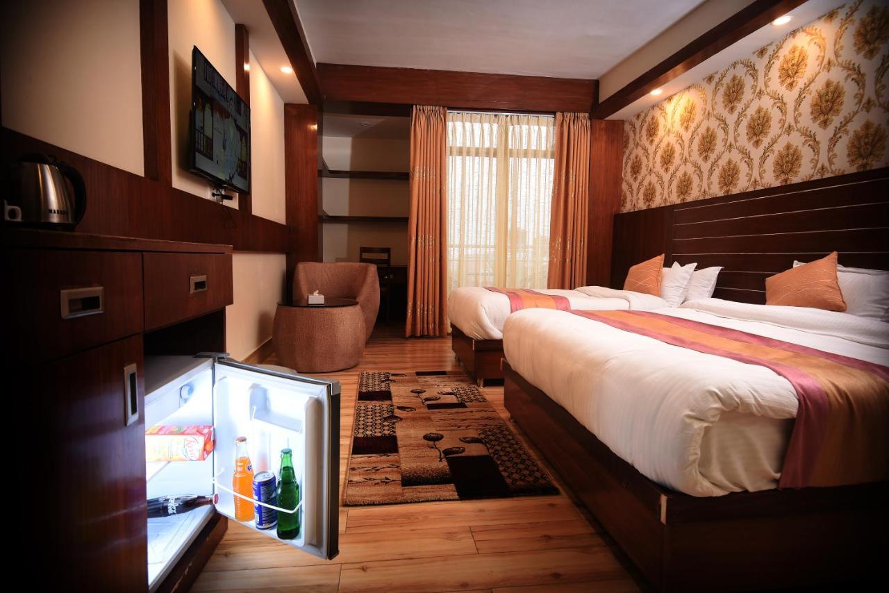 Hotel Simal Kathmandu Buitenkant foto