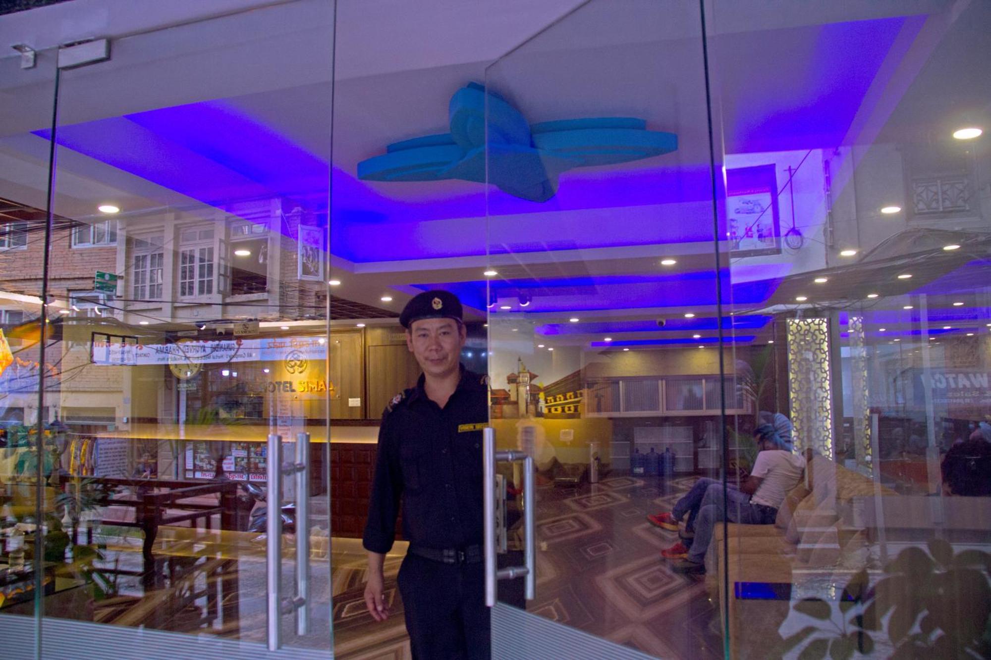 Hotel Simal Kathmandu Buitenkant foto